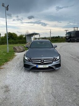 Prodám Mercedes 2018 E220d 4Matic W213 143kW Pohon 4x4