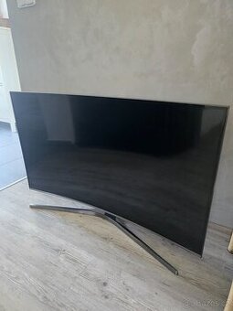 Samsung 49" UHD 4K Prohnutá Smart TV