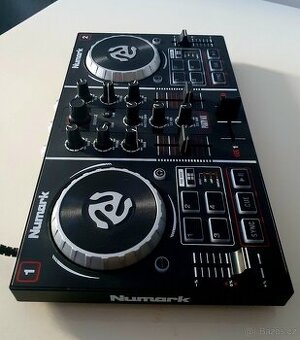 Numark PartyMix