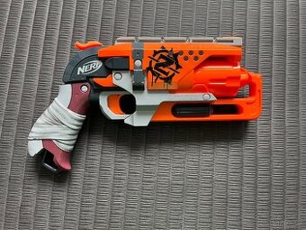 Nerf zombie strike revolver