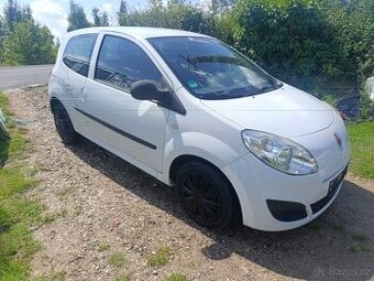 Renault Twingo 2 1.2 benzín rok 2010 nová STKDovoz Německo