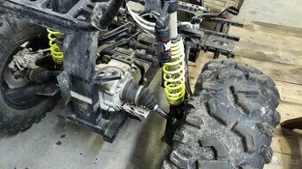 CF Moto Gladiátor X1000 G2 poškozený motor nepojízdná