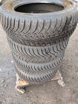 Zimní pneu FALKEN EUROWINTER HS01 205/60 R16