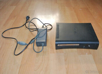 Herní konzole XBOX 360 Elite (verze s HDMI výstupem) + zdroj