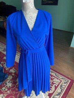 Krásné, nové, královský modré šaty vel.M