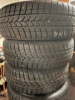 4x zimní pneu 195/60/15 vzorek 95 %