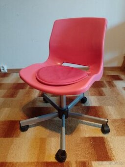 Dětská otočná židle růžová