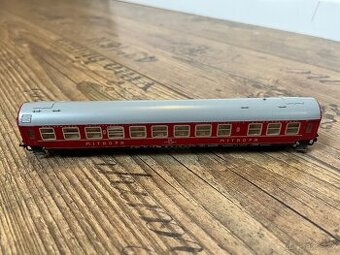 Osobní vozy klasické stavby