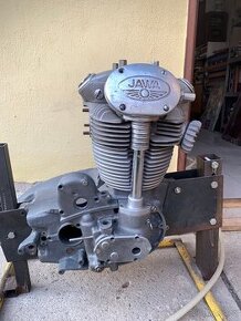 Motor Jawa 500 OHC