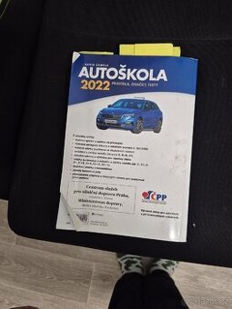 Prodám učebnici Autoškoly