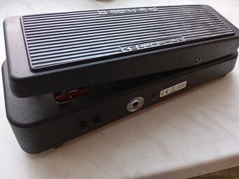 Kytarový pedál Dunlop Cry Baby 535q