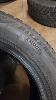 Zimní 2ks Pneu 205/55/R16 Bridgestone