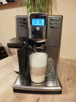 Automatický kávovar Philips LatteGo EP5334