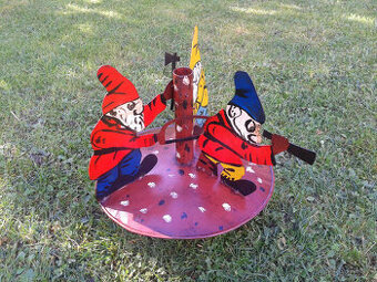 stojánek na vánoční stromeček