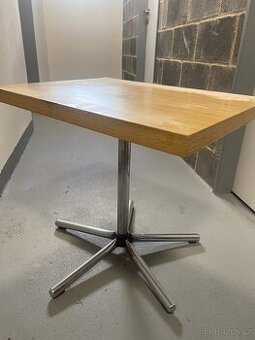 Odkládací retro stolek