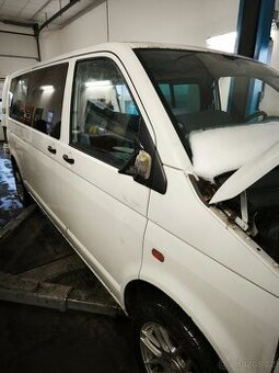 VW Transporter T5, díly