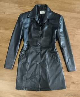 Nový dámský kožený kabát 38