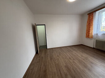 Pronájem bytu 2+1, Havlíčkova, Kladno,  16 000Kč/měs, 51 m2