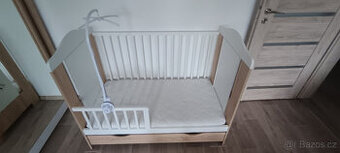 Dětská postýlka 120x60cm se zábranou + matrace