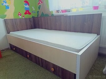 Postel tmavá 90x200 od truhláře