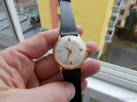 luxusni novenenosene hodinky prim 1967  trezorovky top