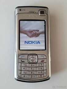 Mobilní telefon Nokia N70
