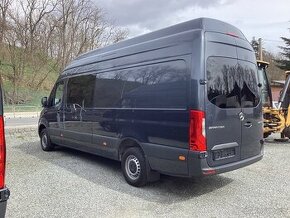 Mercedes Benz Sprinter