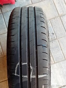 škoda octavia 2: Goodyear 195/65/r15