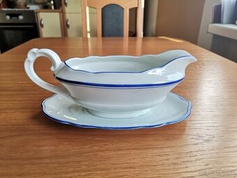 Porcelánová nálevka - 1