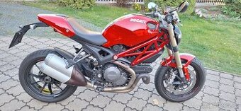 Ducati monster 1100 evo - 1