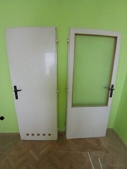 Prodám interiové dveře 90L,P a 70L