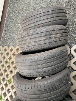 Letní pneu 245/45/R19 Nexen