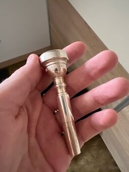 Nátrubek na trumpetu Yamaha 11B4 - 1