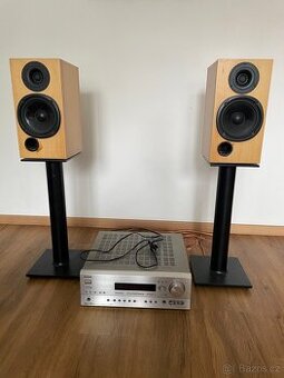 Hi-fi stereo