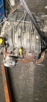 Renault Twingo 1.2 55kw komplet motor