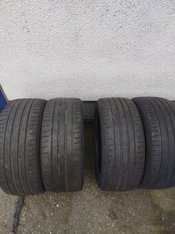 Pneu