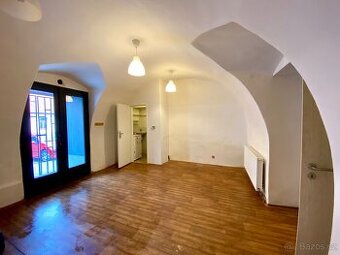 Pronájem obchodního prostoru 40m2 Kostelec nad Černými lesy