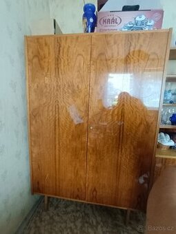 Sestava skříň + sekretář - 1