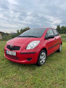 Toyota Yaris 1,0 51 kw, najeto pouze 116677 km