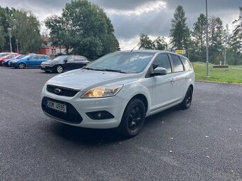 PRODÁM FORD FOCUS Mk2 po faceliftu 1.6 74kW combi