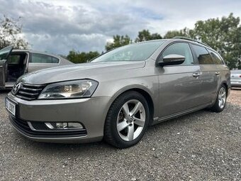 Volkswagen Passat B7 2.0 TDI DSG 103 kW Panorama