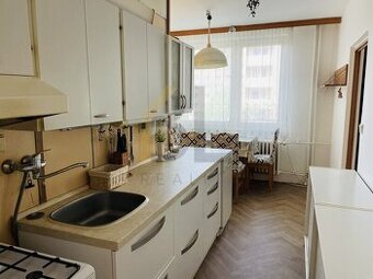 Pronájem bytu 2+1 s lodžií – ul. Lesní, Hodonín