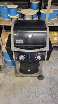 plynový gril Weber 3 hořáky.