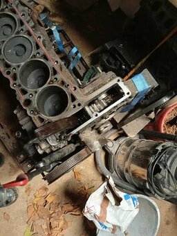 Části z motoru Sprinter 2.9l (602.980)