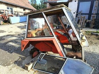 Kabina zetor 6911