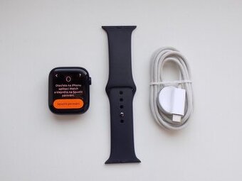 APPLE Watch SE (2024) 44mm Černé - ZÁRUKA - 100% BATERIE