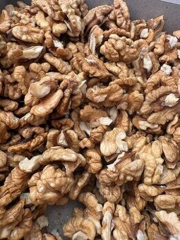 Vlašské vyloupané ořechy