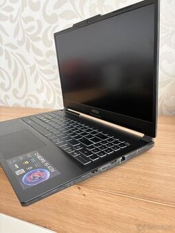 Herní notebook MSI Cyborg 15 A13VF-1454XCZ