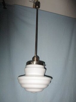 Lustr/lampa funkcionalismus, chrom, funkční