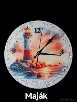 Hodiny z pryskyřice